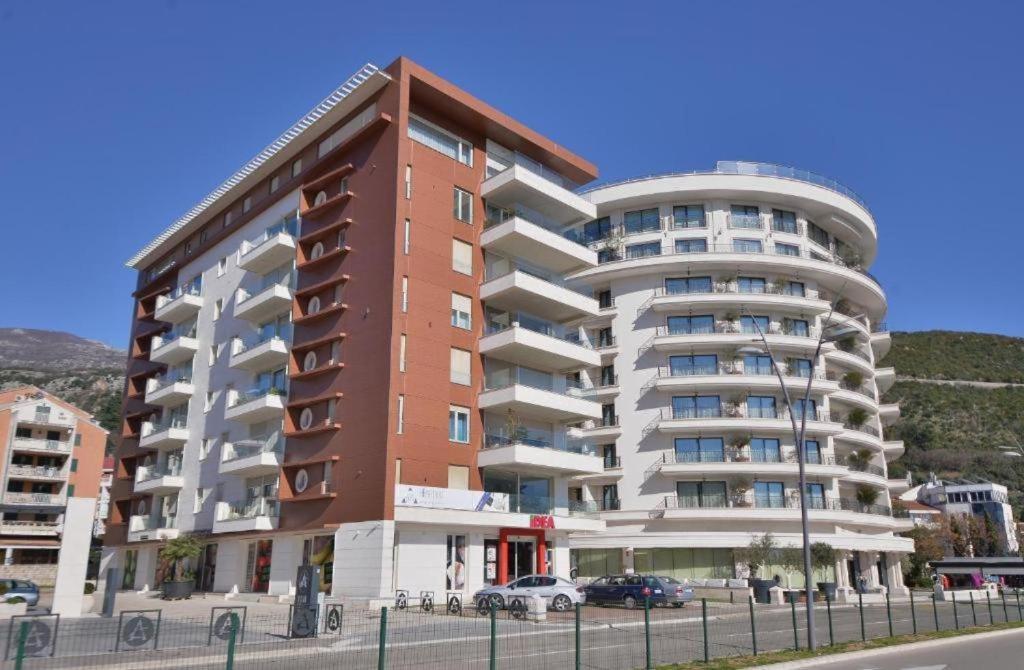 Apartamento Red Lux Budva Exterior foto