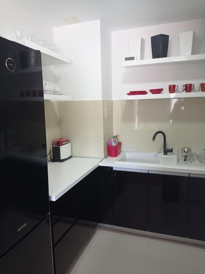 Apartamento Red Lux Budva Exterior foto