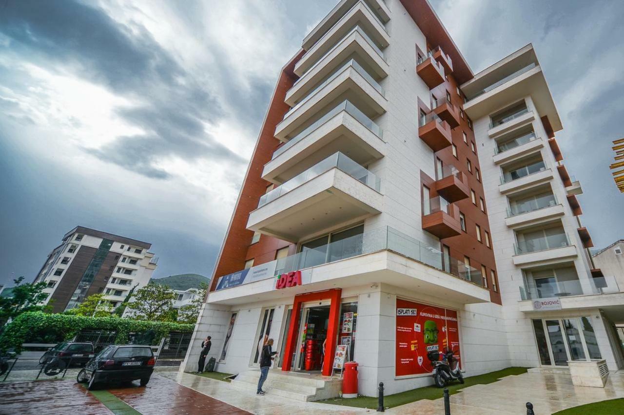 Apartamento Red Lux Budva Exterior foto
